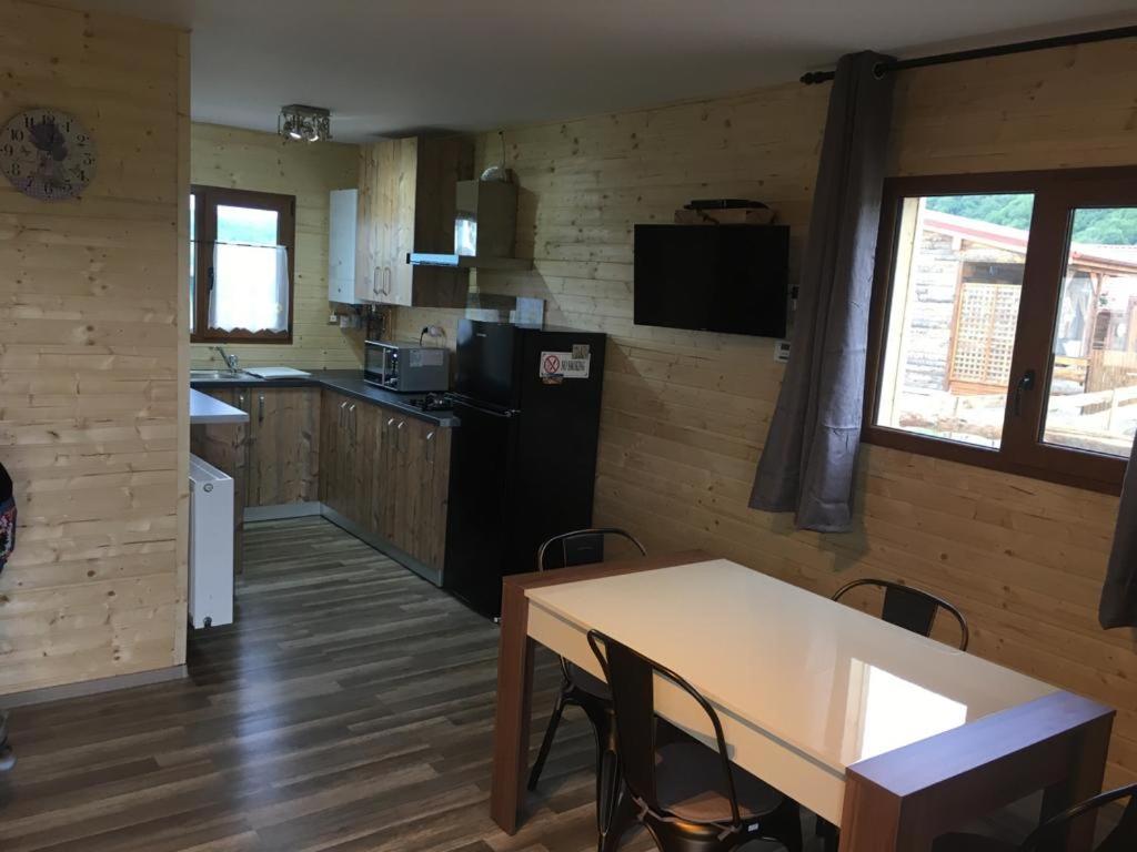 Casute La Munte Villa Rîşnov Luaran gambar