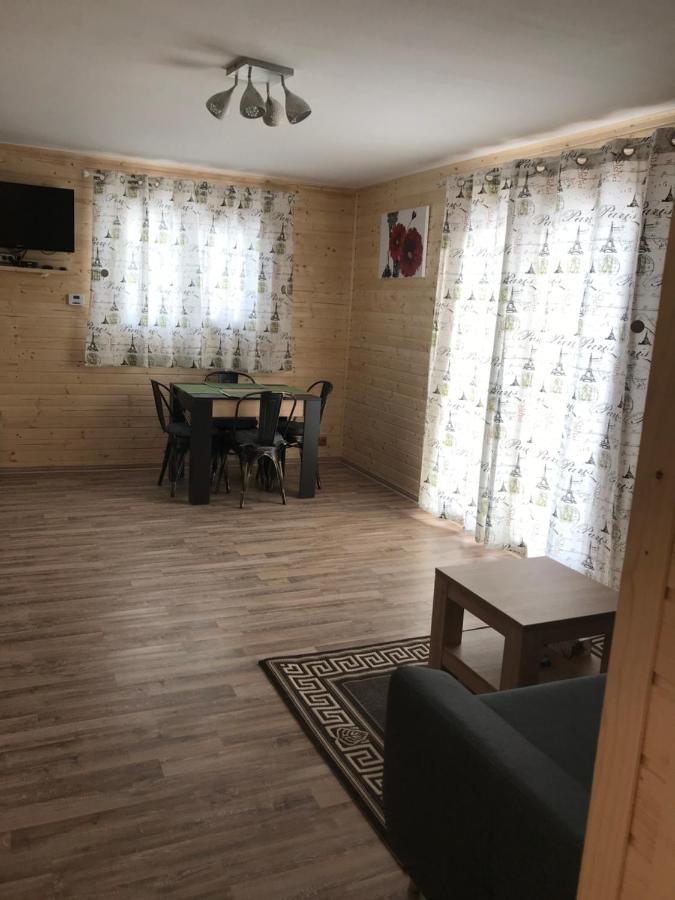 Casute La Munte Villa Rîşnov Luaran gambar